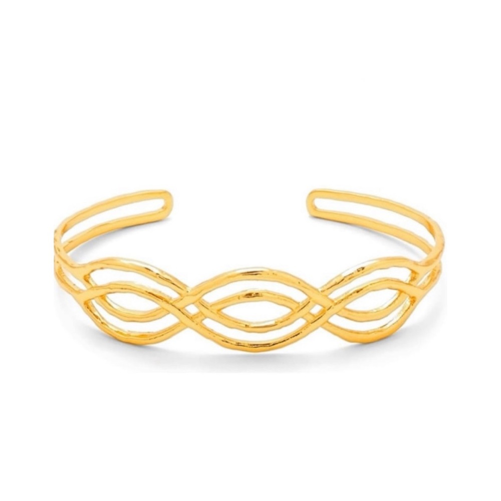 ✨NWT-~Gorjana 18k Gold Plated Mesa Cuff bracelet